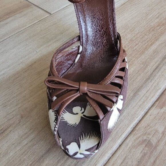 Gucci Floral Print Brown Platform Shoes Eur. 34C - Picture 13 of 16